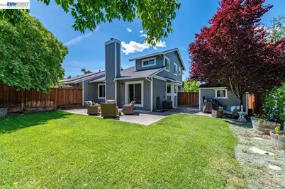308 Mulqueeney St, Livermore, CA 94550 - Photo 30