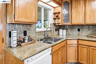 3439 Wyndale Dr, Castro Valley, CA 94546 - Photo 12