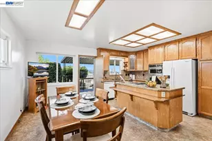 3439 Wyndale Dr, Castro Valley, CA 94546 - Photo 10