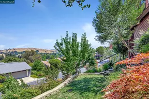 1825 St Andrews Dr, Moraga, CA 94556 - Photo 48