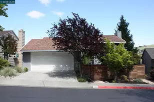 1825 St Andrews Dr, Moraga, CA 94556 - Photo 2