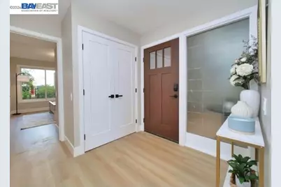 1732 Oakmont Drive #8, Walnut Creek, CA 94595 - Photo 2