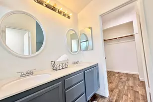 701 Del Mar Dr, Hollister, CA 95023 - Photo 28