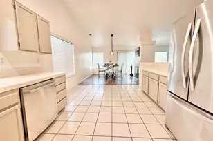 701 Del Mar Dr, Hollister, CA 95023 - Photo 12