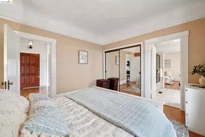 892 Laurel Street, Alameda, CA 94501 - Photo 26