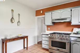892 Laurel St, Alameda, CA 94501 - Photo 22
