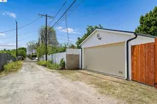 10664 Louise Ave, Granada Hills (los Angeles), CA 91344 - Photo 40