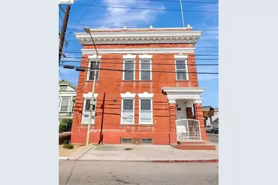 1649 12th Avenue, Oakland, CA 94606 - Photo 1