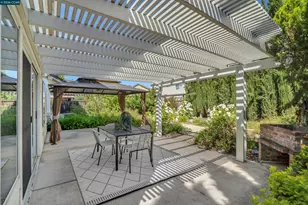 955 Woodsong Ln, Brentwood, CA 94513 - Photo 36