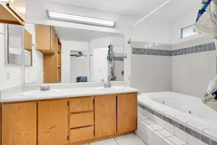 1258 Lloyd Thayer Cir, Stockton, CA 95206 - Photo 18