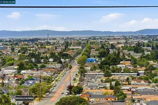 8910 Burr St, Oakland, CA 94605 - Photo 68