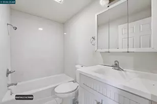 8910 Burr St, Oakland, CA 94605 - Photo 26