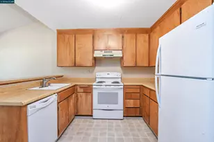 2402 Silk Tree Ct, Martinez, CA 94553 - Photo 8