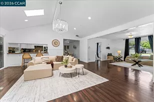 8920 Barrhill Way, Fair Oaks, CA 95628 - Photo 10