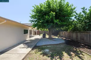 4050 Sacramento St, Concord, CA 94521 - Photo 28