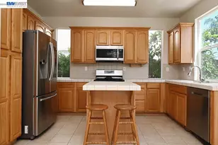 142 Wexford St, Brentwood, CA 94513 - Photo 2