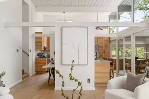 6406 Oakwood Dr, Oakland, CA 94611 - Photo 18