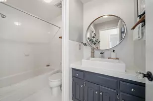6406 Oakwood Dr, Oakland, CA 94611 - Photo 28