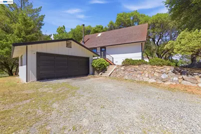 20543 Nob Hill Cir, Groveland, CA 95321 - Photo 2