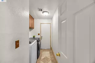 2857 Randall Way, Hayward, CA 94541 - Photo 20