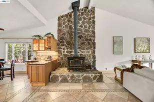 2857 Randall Way, Hayward, CA 94541 - Photo 8