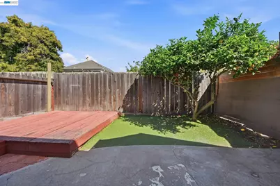 1714 Chestnut Street, Oakland, CA 94607 - Photo 32