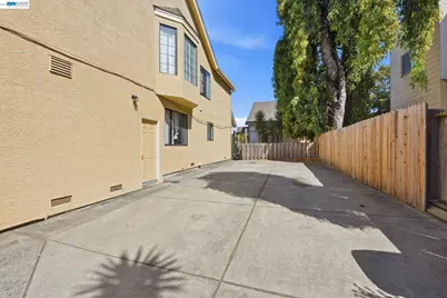 1714 Chestnut Street, Oakland, CA 94607 - Photo 44