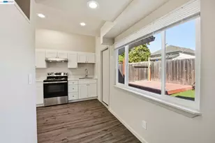 1714 Chestnut St, Oakland, CA 94607 - Photo 18