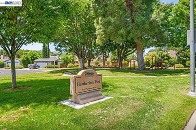 2375 Goldcrest Circle, Pleasanton, CA 94566 - Photo 34