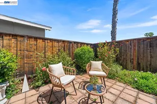 2375 Goldcrest Cir, Pleasanton, CA 94566 - Photo 4