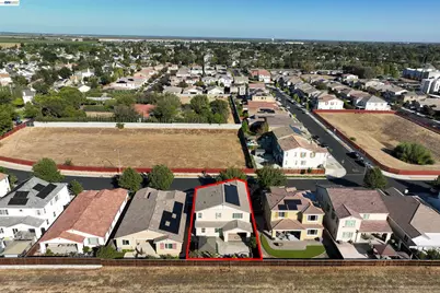 2417 Stalsburg Dr, Tracy, CA 95376 - Photo 44