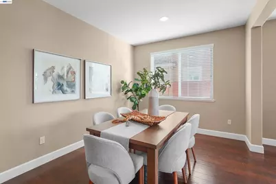 2417 Stalsburg Dr, Tracy, CA 95376 - Photo 8