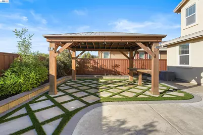 2417 Stalsburg Dr, Tracy, CA 95376 - Photo 38
