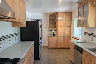 97 Belleau Ave, Atherton, CA 94027 - Photo 6