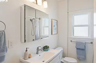 2707 Logan St, Oakland, CA 94601 - Photo 16