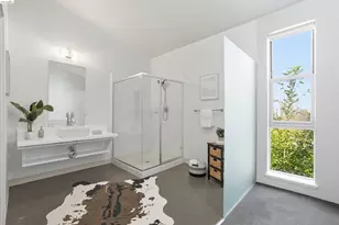 1253 Pine St, Oakland, CA 94607 - Photo 12
