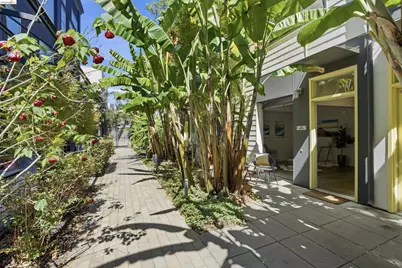 1253 Pine St, Oakland, CA 94607 - Photo 2