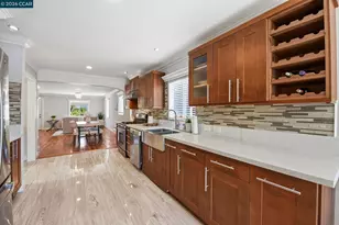 916 Bataan Ave, Berkeley, CA 94710 - Photo 16
