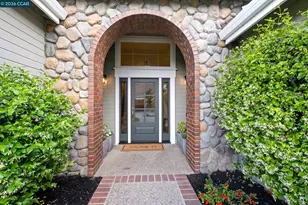 76 Rock Ridge, Danville, CA 94526 - Photo 2