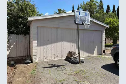 542 Grant St, Vallejo, CA 94590 - Photo 6