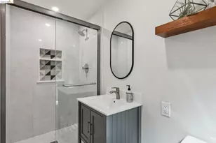 5739 Presley Way, Oakland, CA 94618 - Photo 36