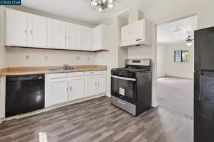 1924 Marin St, Vallejo, CA 94590 - Photo 4