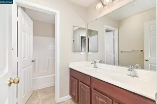 116 Travertine Ave, Lathrop, CA 95330 - Photo 8