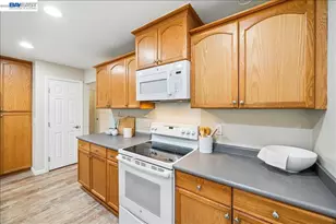 409 Alameda Dr, Livermore, CA 94551 - Photo 10