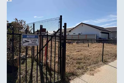 410 Montague Ct, Modesto, CA 95351 - Photo 6