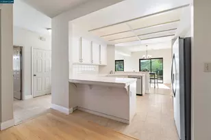 360 Eagle Nest Ln, Danville, CA 94506 - Photo 8