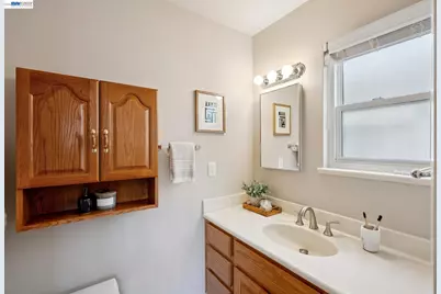 328 Sand Beach Rd, Alameda, CA 94501 - Photo 28