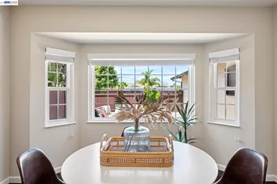 328 Sand Beach Rd, Alameda, CA 94501 - Photo 18