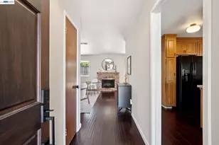 328 Sand Beach Rd, Alameda, CA 94501 - Photo 8