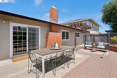 328 Sand Beach Rd, Alameda, CA 94501 - Photo 44